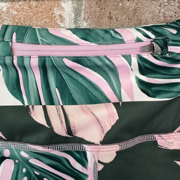 Nike Fast Crop Runway Leggings Leaf Pattern Small - Picture 7 of 10